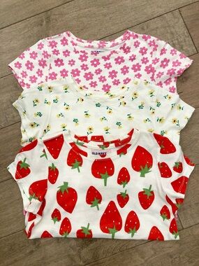 Set of 3 Soft Cotton Printed Tees | Berries & Flowers | M (8)